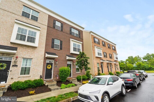 Building Photo - 204B Dock St