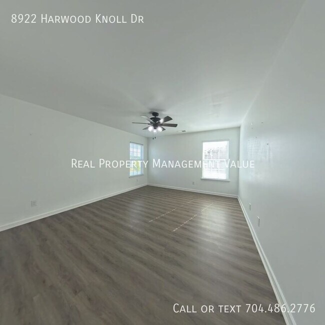 Building Photo - 8922 Harwood Knoll Dr