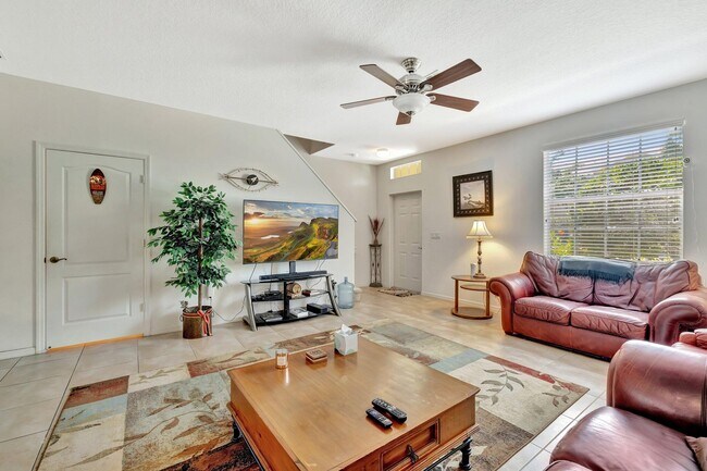 Building Photo - 2061 SE Glen Ridge Dr