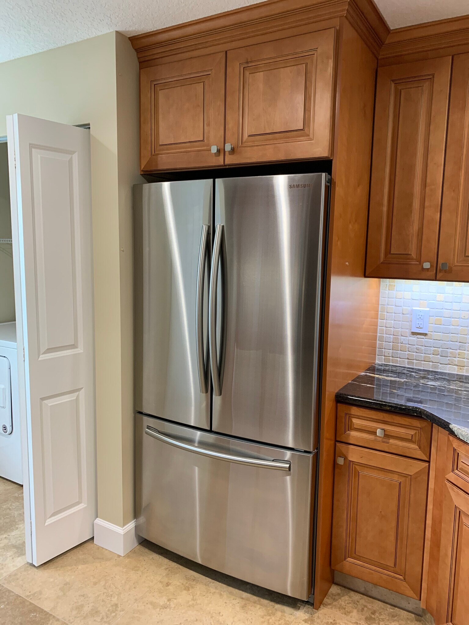 Building Photo - 926 NW Spruce Ridge Dr