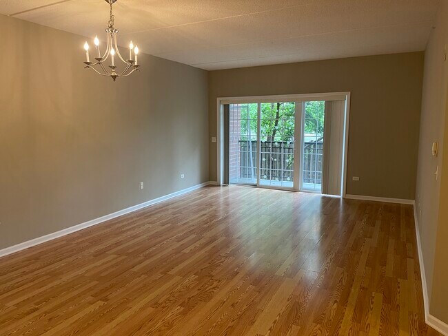 Building Photo - 3501 Wellington Ct