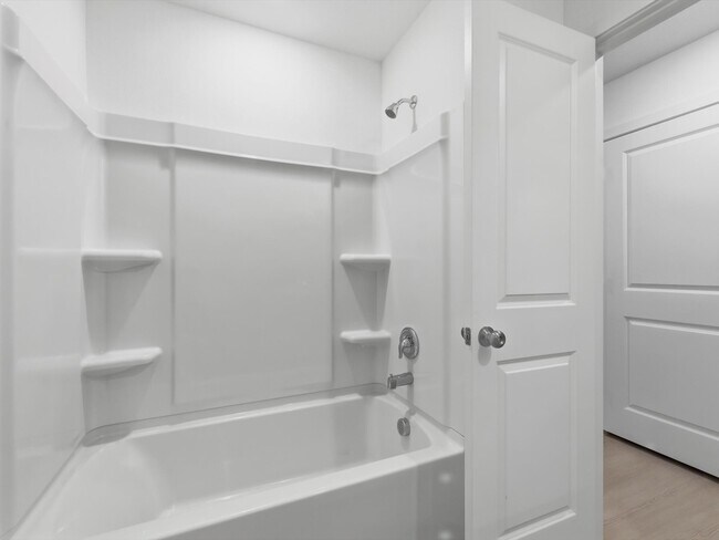 Building Photo - 25409 Carnation Ct