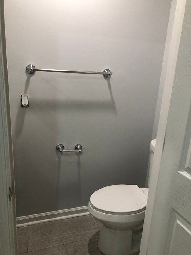 Building Photo - Charming row home in Baltimore City!