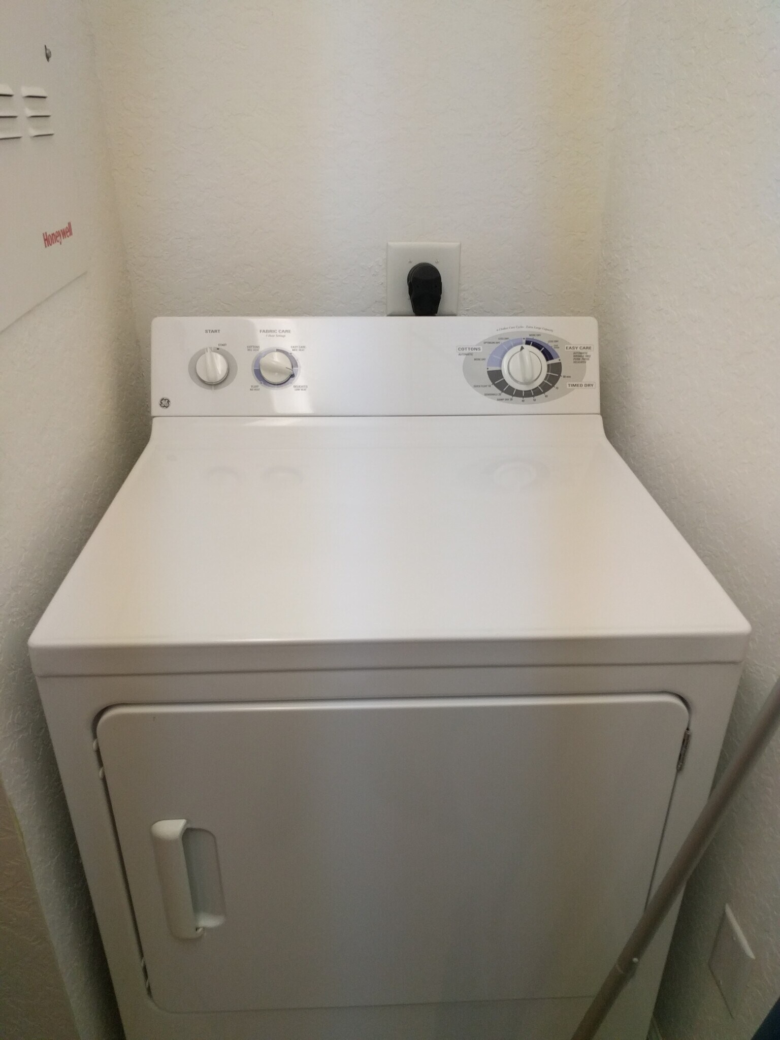 Building Photo - 3210 Renaissance Way