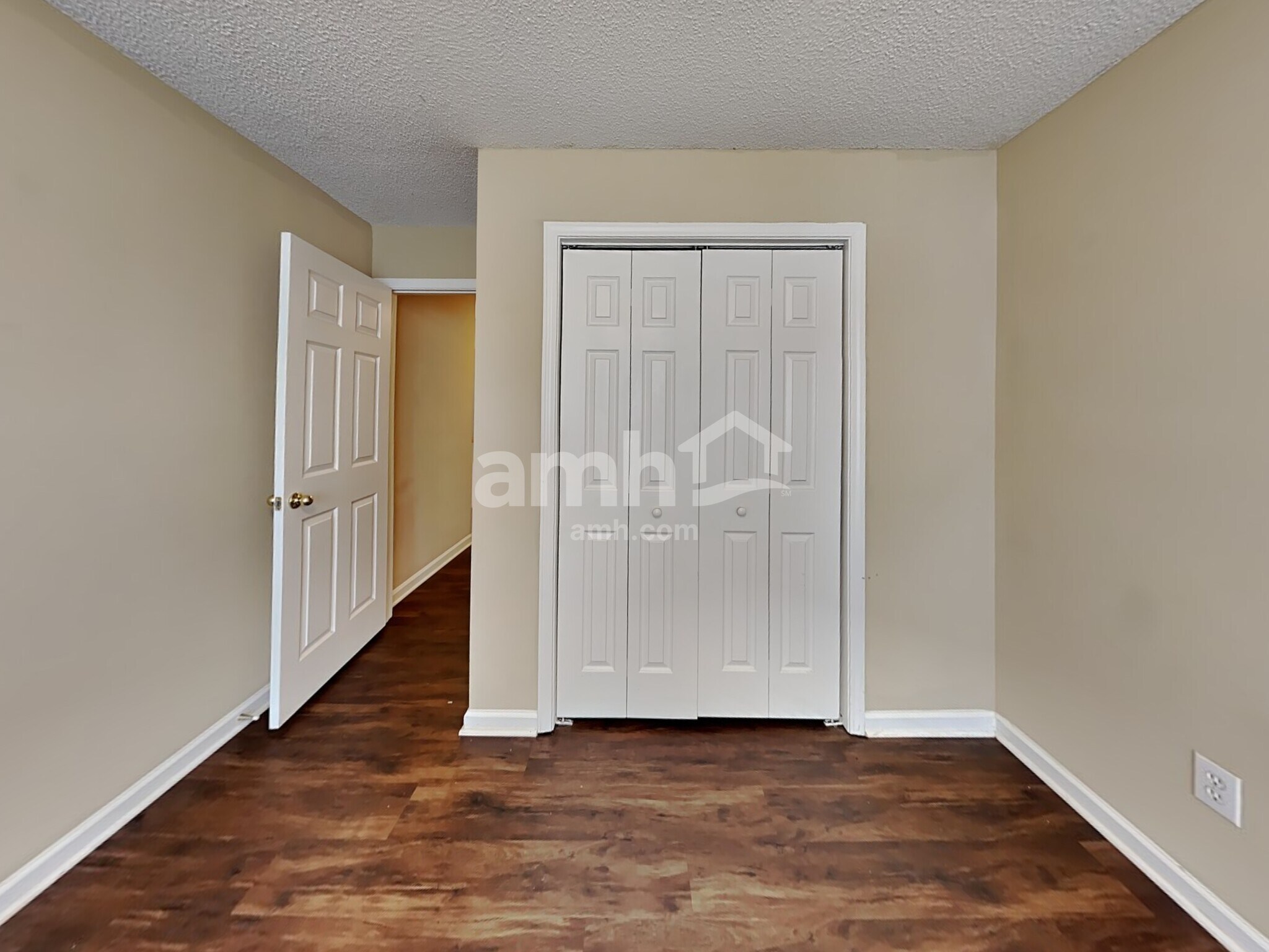 Building Photo - 5705 Wandering Vine Trl SE