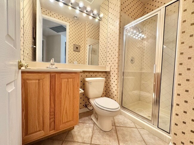 Building Photo - UPPER-LEVEL CONDO WITH BALCONY IN SUMMERLIN