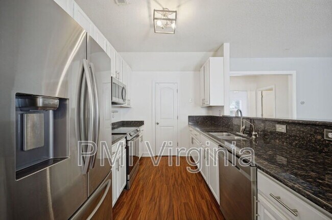 Building Photo - 810 Great Marsh Ave