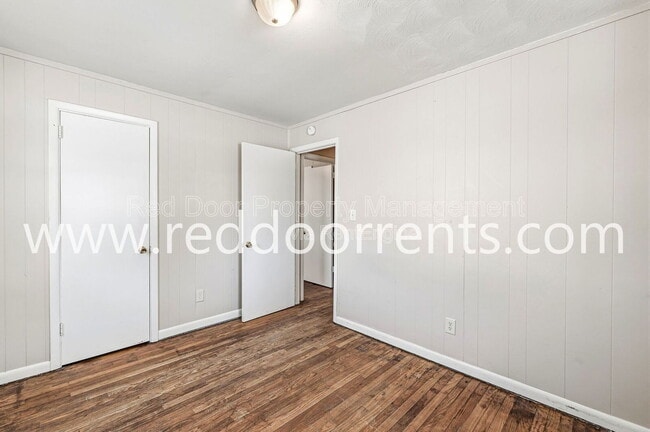 Building Photo - 7026 Kimberly Ln