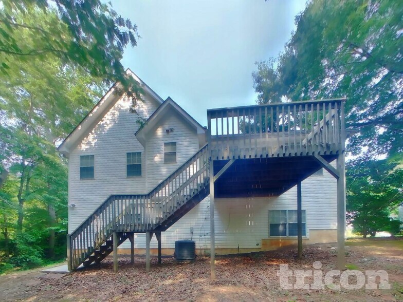 Building Photo - 230 Ashbury Ct