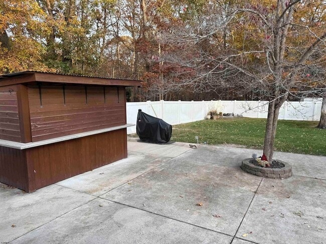 Building Photo - 712 S 4th Ave