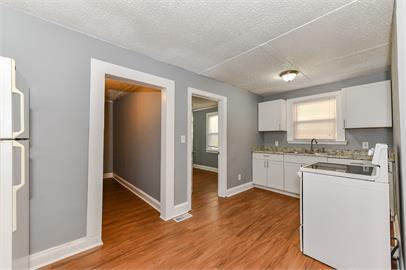 Building Photo - 108 Sylvania Ave