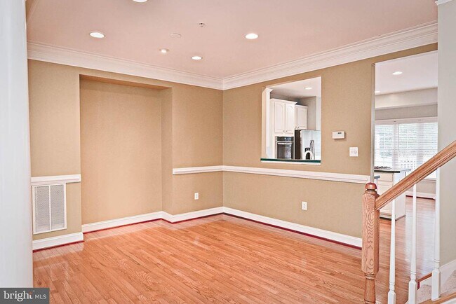 Building Photo - 12035 Treeline Way