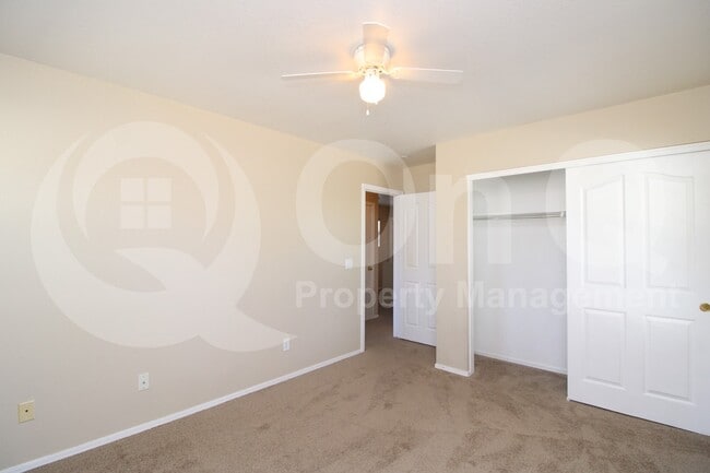 Building Photo - 9607 N 81st Dr