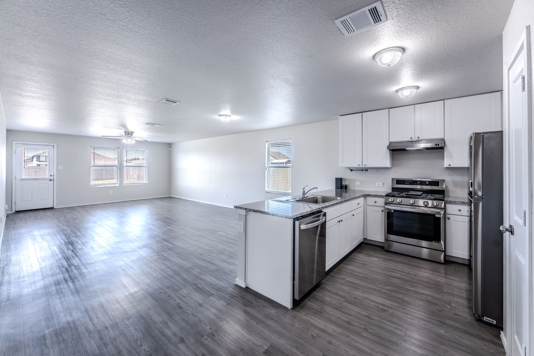 Building Photo - 360 Agave Cir
