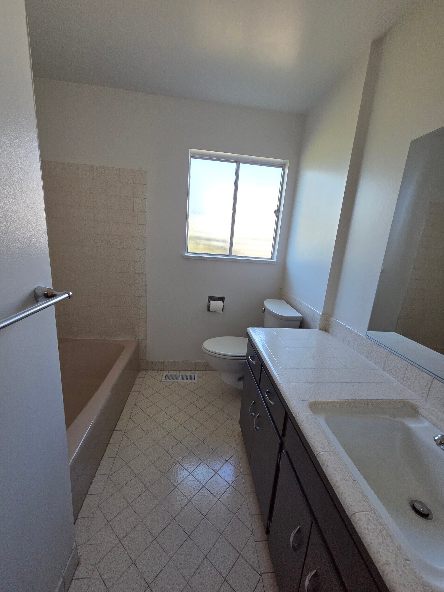 Building Photo - 827 Norvell St