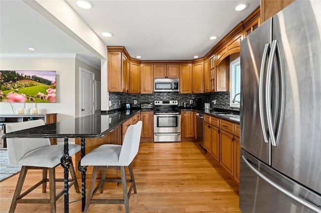 Building Photo - 551 Fire Island Ave
