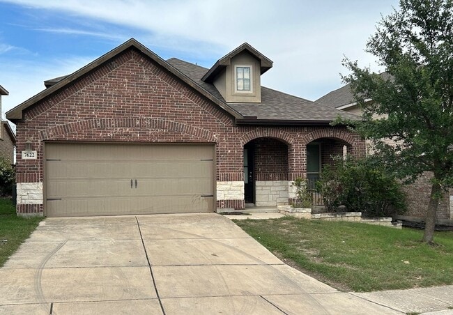 Primary Photo - Beautiful 4 bd 3 ba Home in Stillwater Ranch!