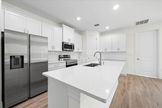 Building Photo - 3883 Dominic St