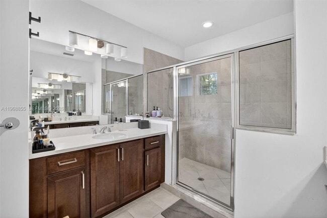 Building Photo - 543 Parsons Wy