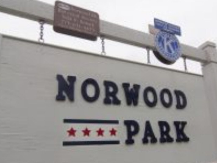 Can't beat the area - 6116 N Meade Ave