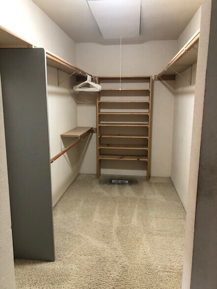master closet - 10329 206th Ave NE