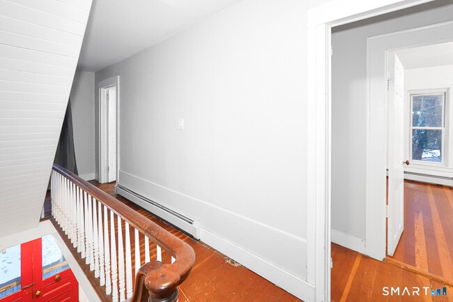 Building Photo - 30 Edgewood St