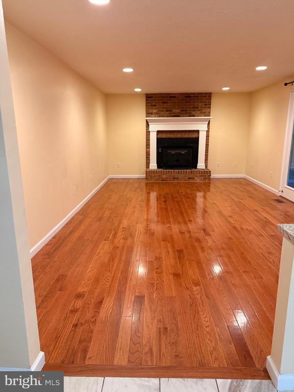 Building Photo - 10434 Calumet Grove Dr