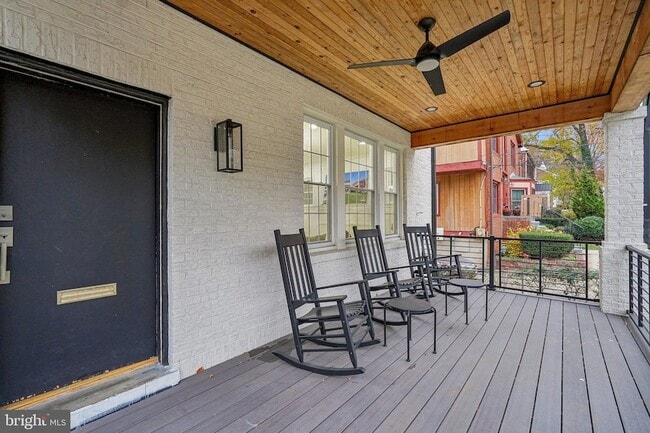 Building Photo - 3422 Pennsylvania Ave. SE