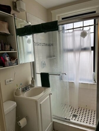 Building Photo - 116 Riverway