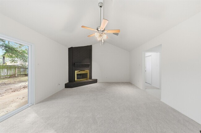 Building Photo - 16615 Dounreay Dr