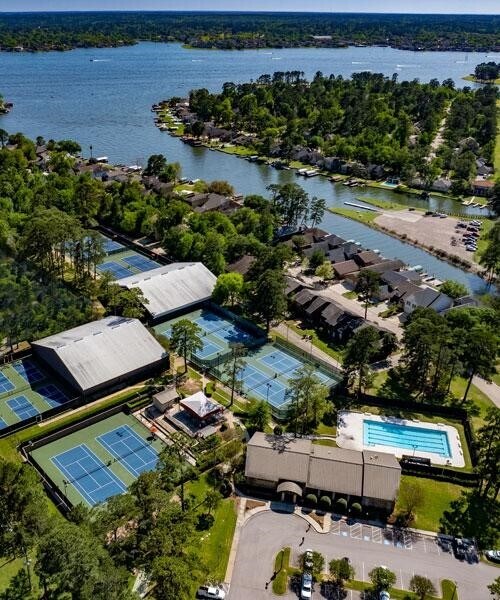 Building Photo - 12800 Melville Dr