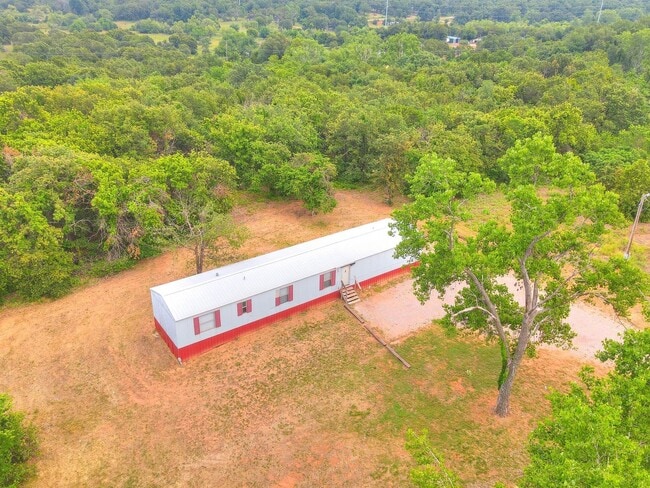 Building Photo - 3bed/2bath Mobile Home on 1.2 Acres Availa...