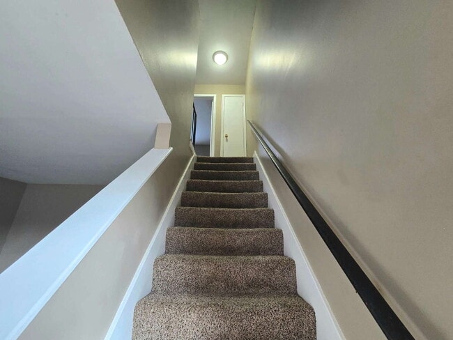 Building Photo - 291-3 NORTHRIDGE DR