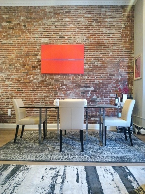 Building Photo - 23 Hancock St