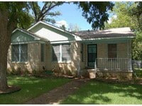 Building Photo - 1308 Crestwood Rd