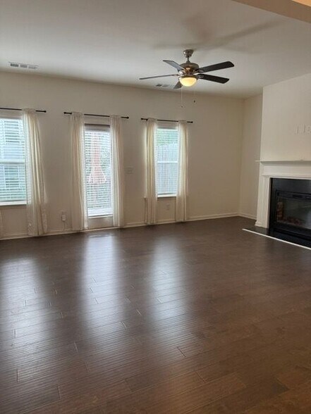 Building Photo - 959 Society Cir