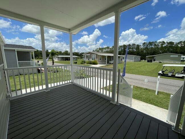 Building Photo - 34616 Ballyhoo Dr