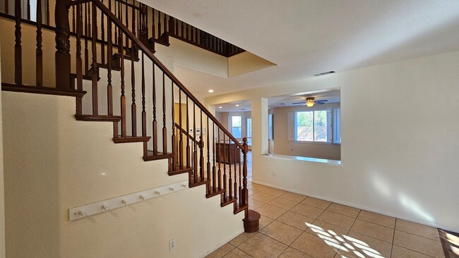 Building Photo - Gorgeous 5 bedroom in Nevada Trails Commun...