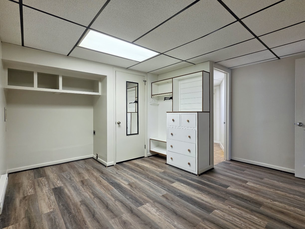 Building Photo - 150 Fruitville Pike