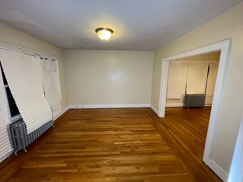 Building Photo - 25 Gorham Ave