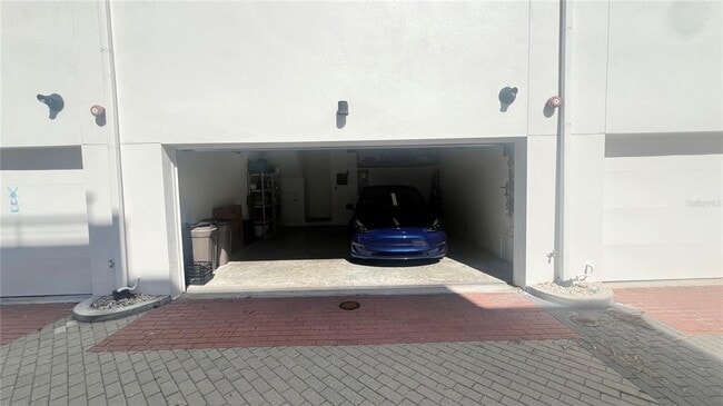 Building Photo - 130 8th St N