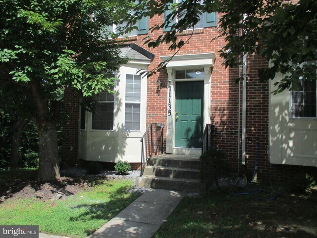 Building Photo - 11135 Maryland Manor Ct