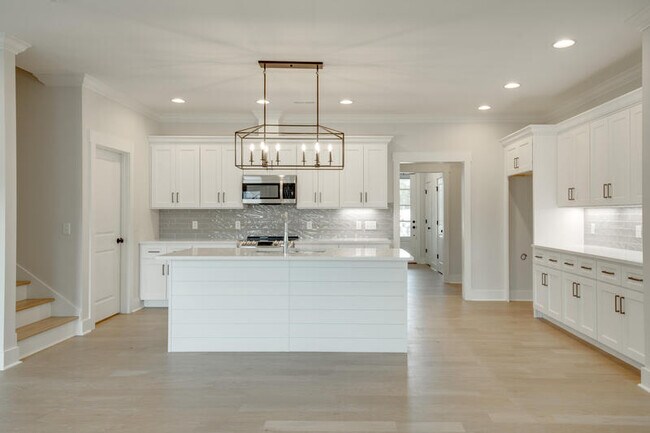 Building Photo - 9690 Dutton Ln