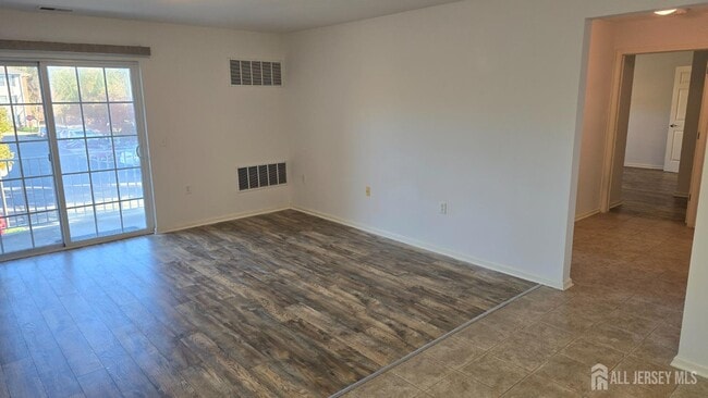 Building Photo - 103 Liddle Ave