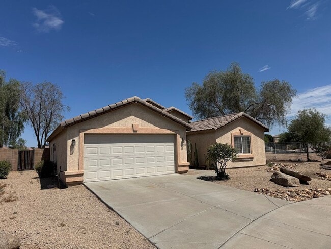 Building Photo - Beautiful Home for Rent in El Mirage!