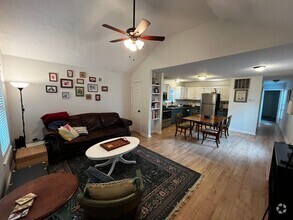 Building Photo - FURNISHED 2-BED w/OFFICE IN SHELBY PARK