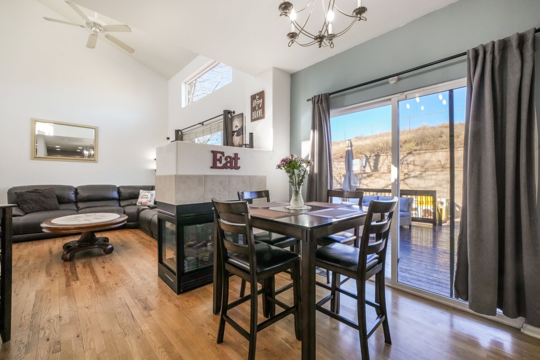 Building Photo - 6710 Camino Del Rey