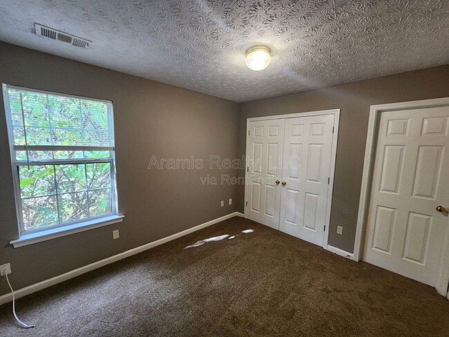 Building Photo - 4519 Swan Trce