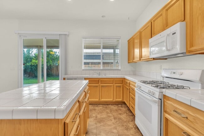 Building Photo - 9838 Brinzino Ct