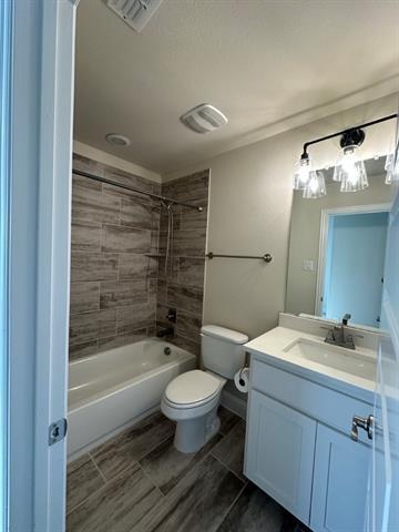 Building Photo - 3501 Clara Dr